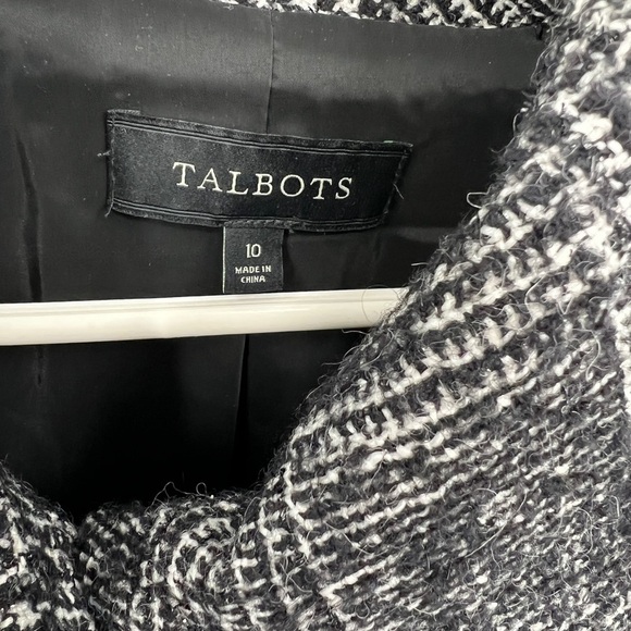 Talbots jacket with large collar size 10 - Picture 7 of 8
